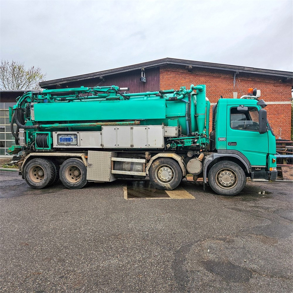 Hvidtved Larsen CM120 - Xe tải chân không: hình 4 Hvidtved Larsen CM120 - Xe tải chân không: hình 4