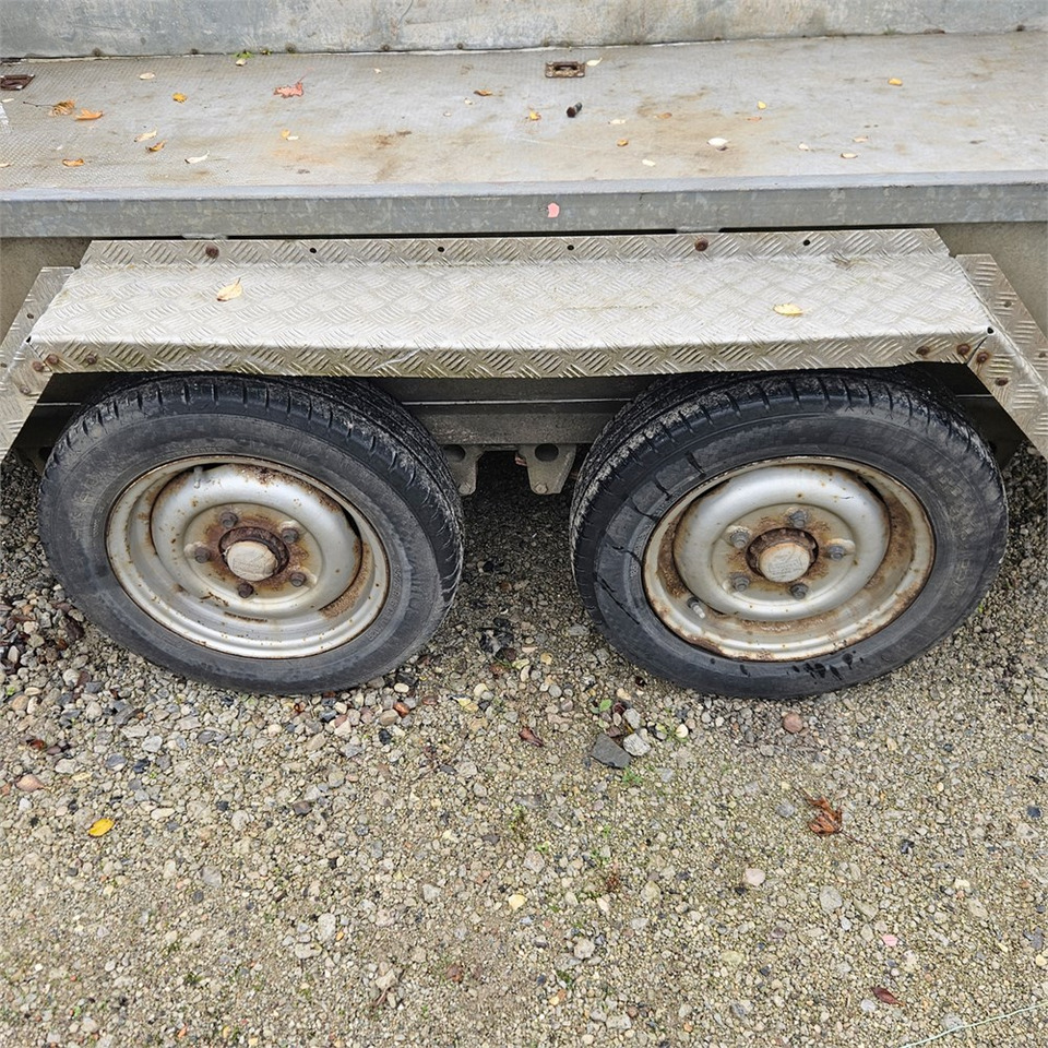 Cho thuê Ifor Williams GP126H Ifor Williams GP126H: hình 21 Cho thuê Ifor Williams GP126H Ifor Williams GP126H: hình 21