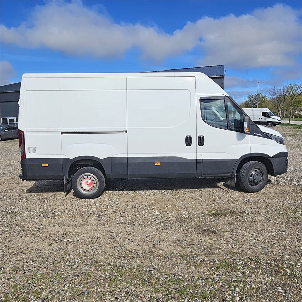 Xe van chở hàng Iveco Daily 50-170: hình 6