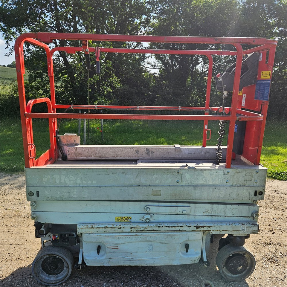 JLG 1930 ES - Máy nâng người hình kéo: hình 5 JLG 1930 ES - Máy nâng người hình kéo: hình 5