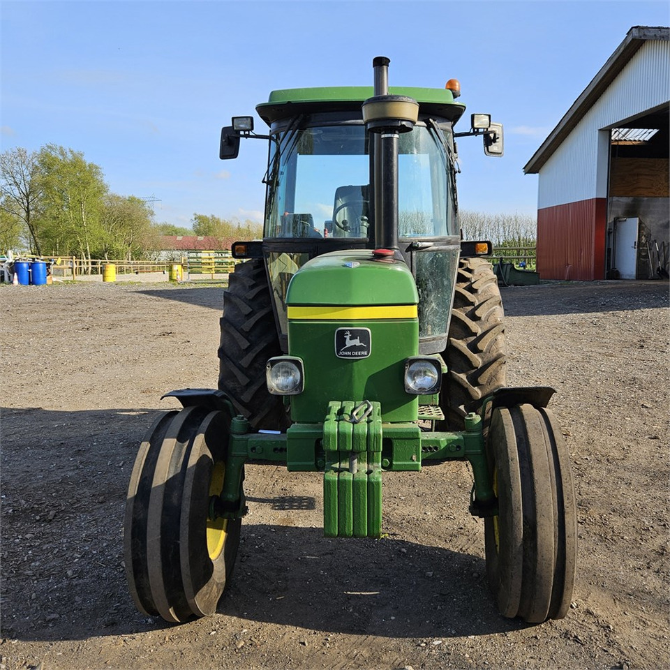 John Deere 2040 - Máy cày: hình 2 John Deere 2040 - Máy cày: hình 2
