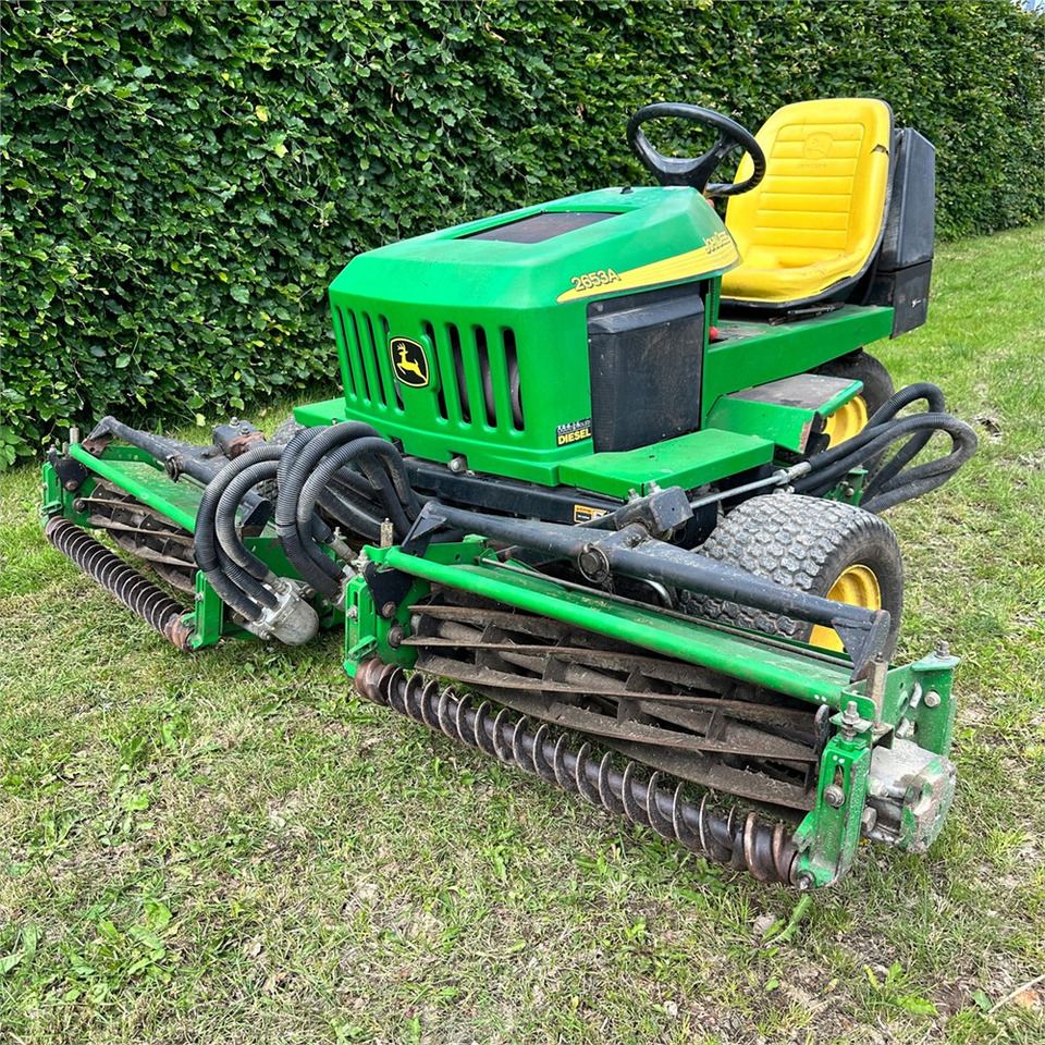 John Deere 2653A - Máy cắt cỏ vườn: hình 2 John Deere 2653A - Máy cắt cỏ vườn: hình 2