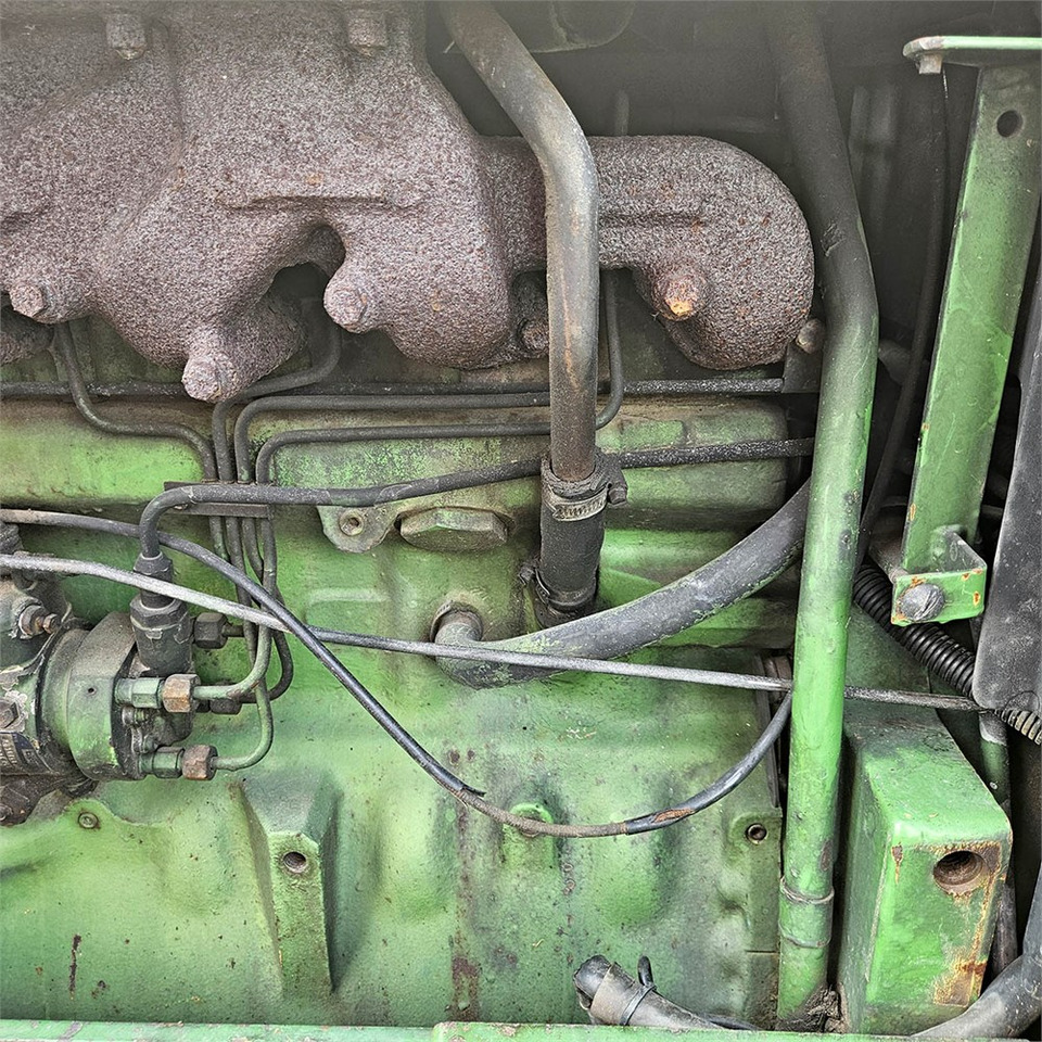 Máy cày John Deere 2850 MFWD: hình 29 Máy cày John Deere 2850 MFWD: hình 29