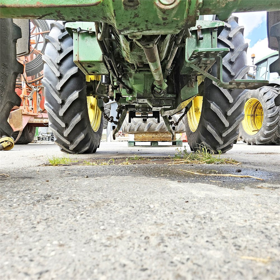 Máy cày John Deere 2850 MFWD: hình 43 Máy cày John Deere 2850 MFWD: hình 43