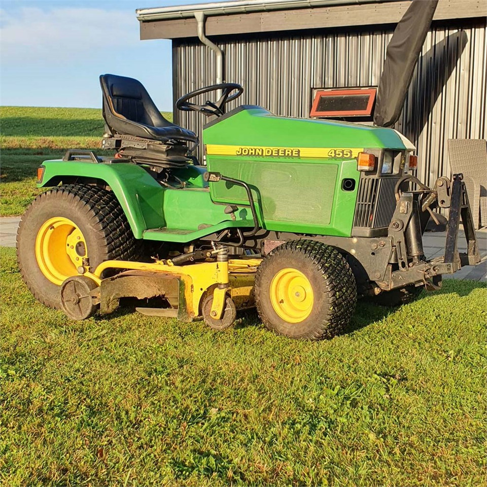 John Deere 455 - Máy cắt cỏ vườn: hình 3 John Deere 455 - Máy cắt cỏ vườn: hình 3