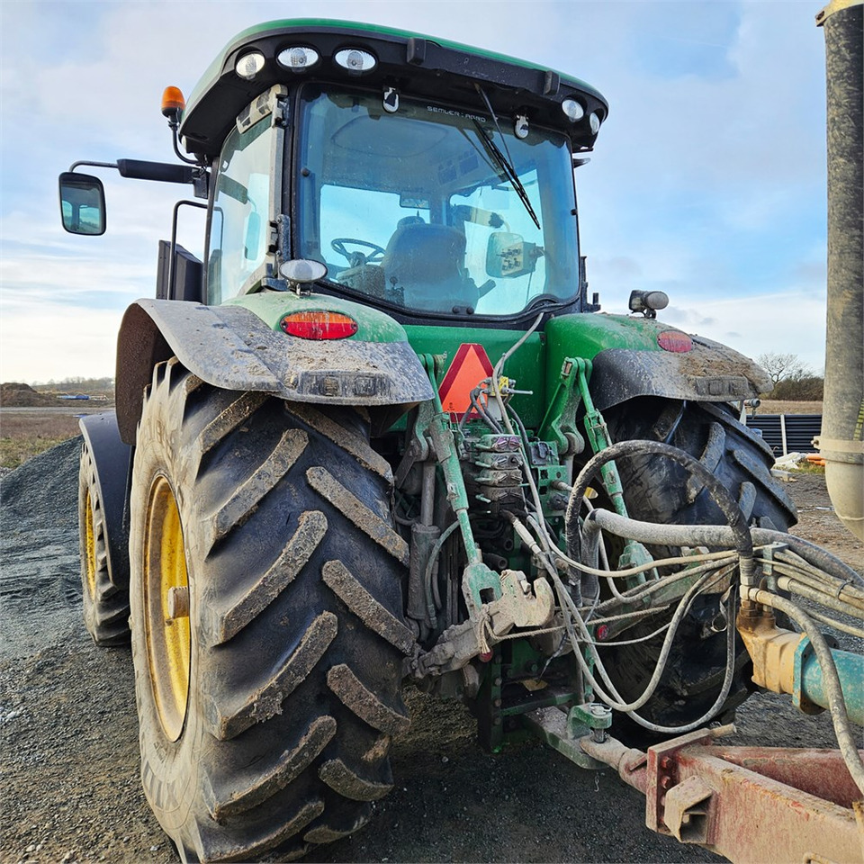 John Deere 7280 R - Máy cày: hình 4 John Deere 7280 R - Máy cày: hình 4