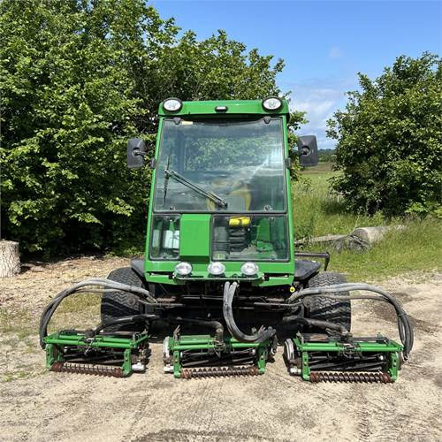 John Deere 8700 PC FM - Máy cắt cỏ vườn: hình 4 John Deere 8700 PC FM - Máy cắt cỏ vườn: hình 4