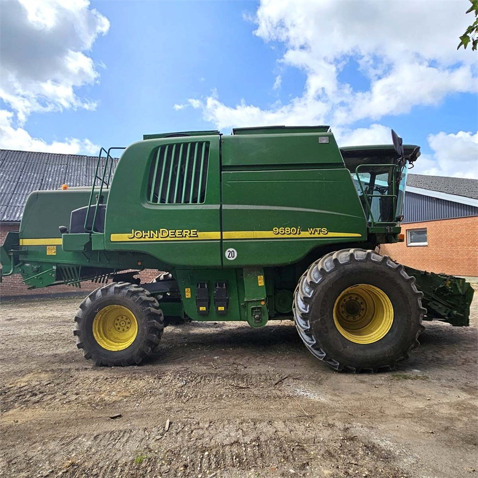 John Deere 9680i WTS - Máy gặt: hình 4 John Deere 9680i WTS - Máy gặt: hình 4