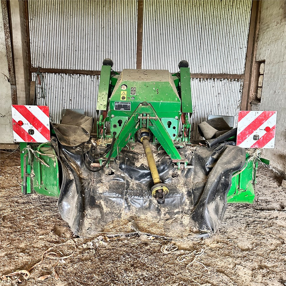 John Deere CC0131 - Trang thiết bị dàn trải: hình 1 John Deere CC0131 - Trang thiết bị dàn trải: hình 1