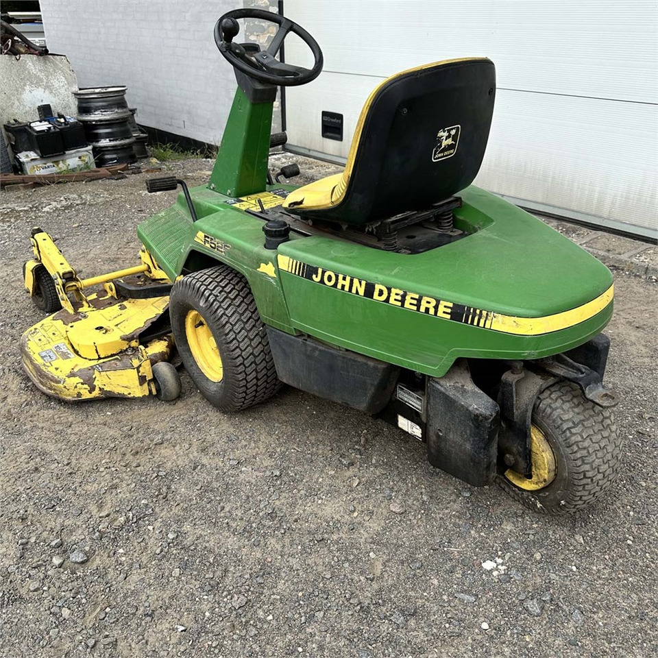 John Deere F525 FM - Máy cắt cỏ vườn: hình 3 John Deere F525 FM - Máy cắt cỏ vườn: hình 3