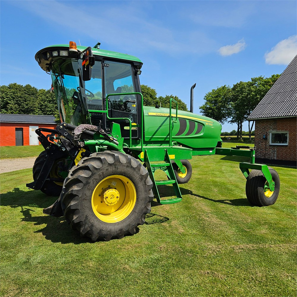 John Deere W150 - Máy gặt: hình 1 John Deere W150 - Máy gặt: hình 1