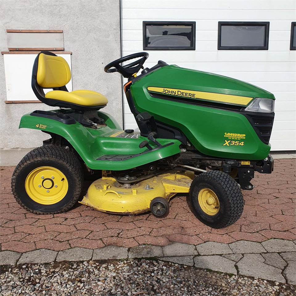 John Deere X354 - Máy cắt cỏ vườn: hình 4 John Deere X354 - Máy cắt cỏ vườn: hình 4