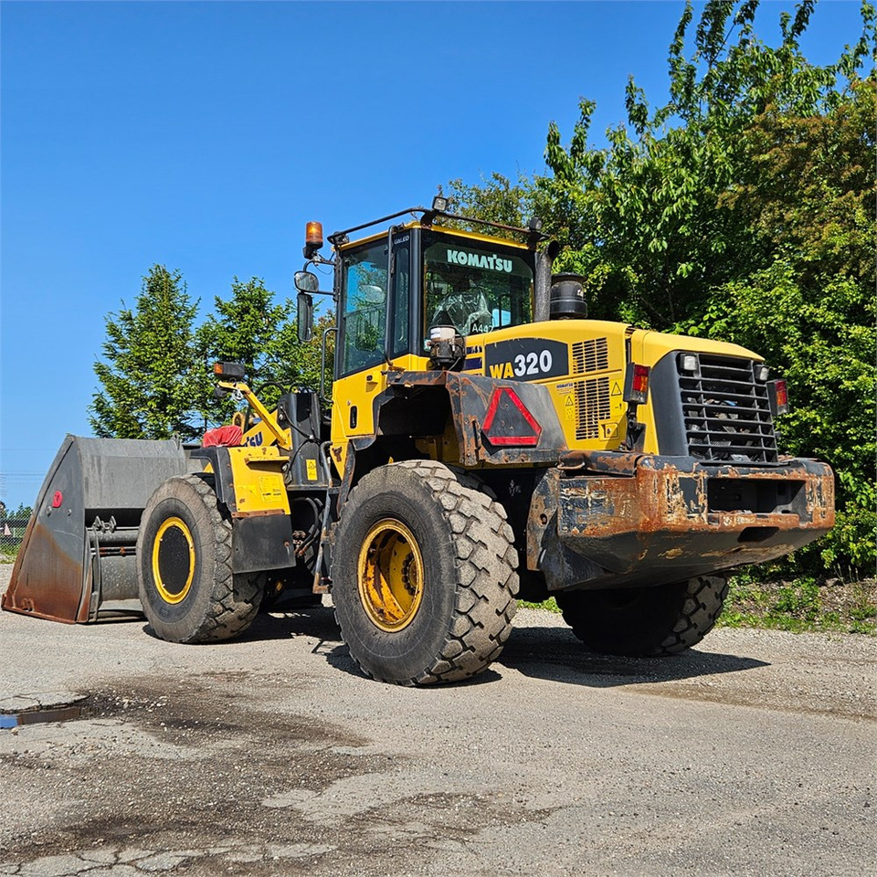 Máy xúc lật bánh lốp Komatsu WA320-5H: hình 10