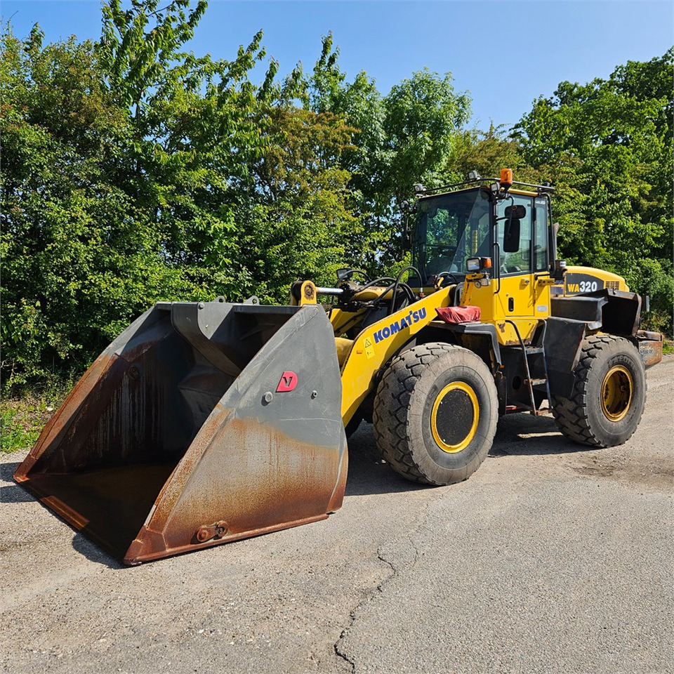 Máy xúc lật bánh lốp Komatsu WA320-5H: hình 6