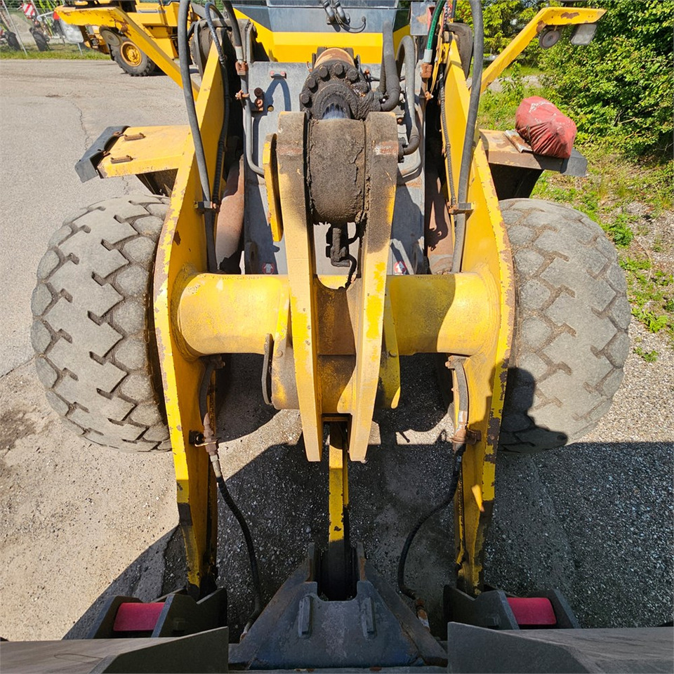 Máy xúc lật bánh lốp Komatsu WA320-5H: hình 32