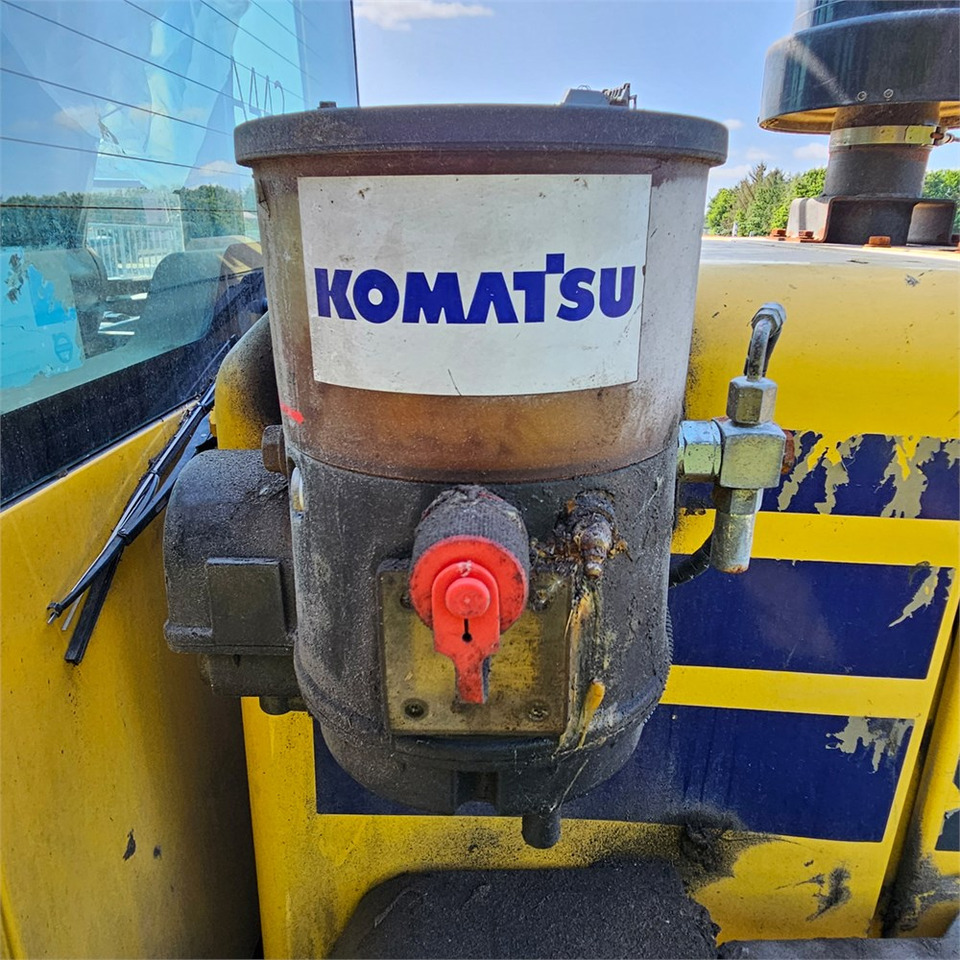 Máy xúc lật bánh lốp Komatsu WA320-5H: hình 43
