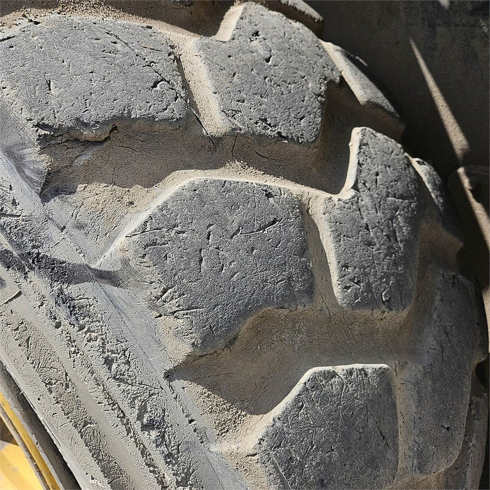 Cho thuê Komatsu WA400 - 5H Komatsu WA400 - 5H: hình 46
