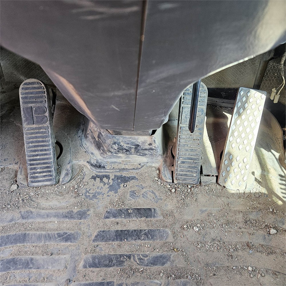 Cho thuê Komatsu WA400 - 5H Komatsu WA400 - 5H: hình 19
