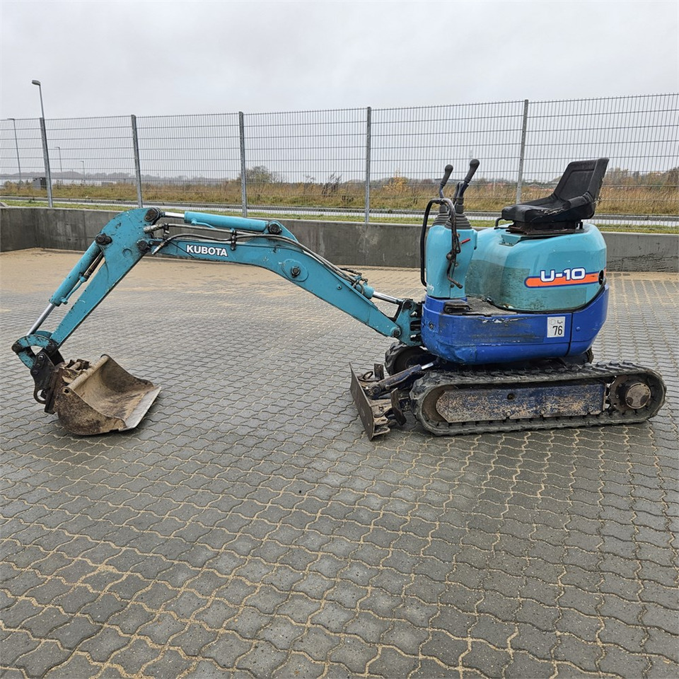 Kubota U-10 - Máy xúc mini: hình 2 Kubota U-10 - Máy xúc mini: hình 2