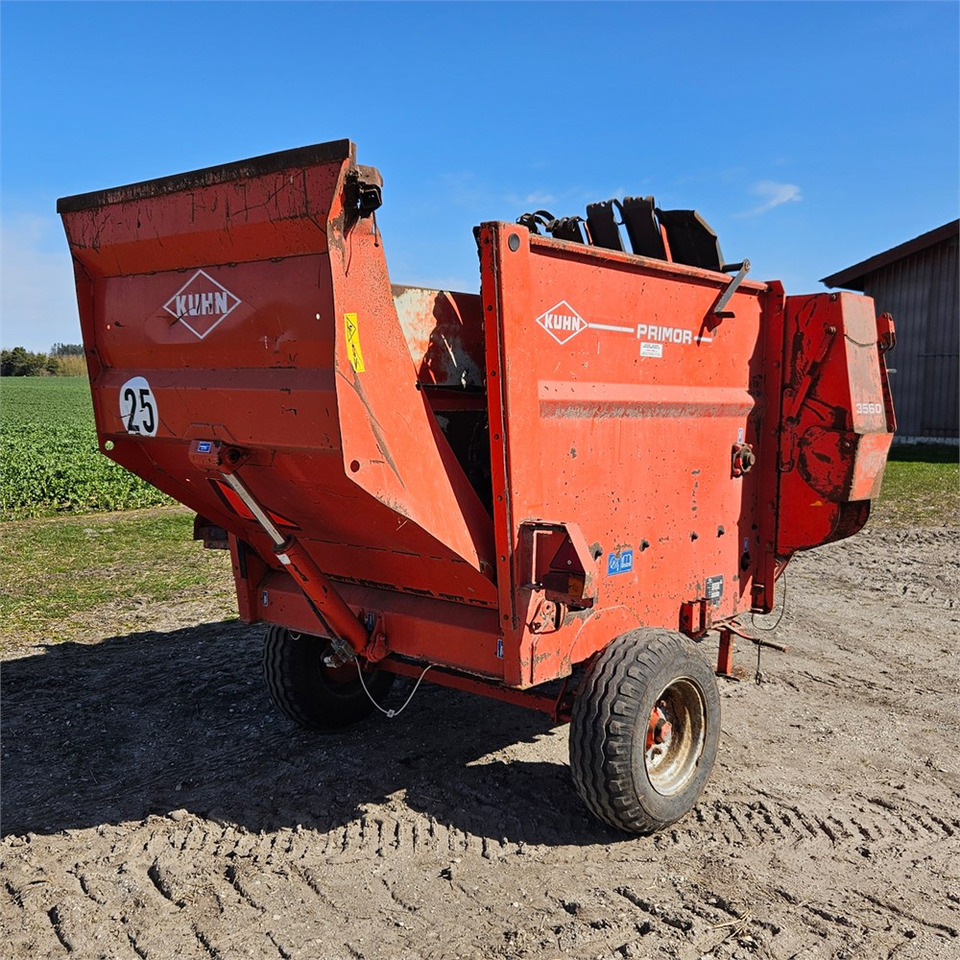 Kuhn PRI 3560 - Trang thiết bị gia súc: hình 5 Kuhn PRI 3560 - Trang thiết bị gia súc: hình 5