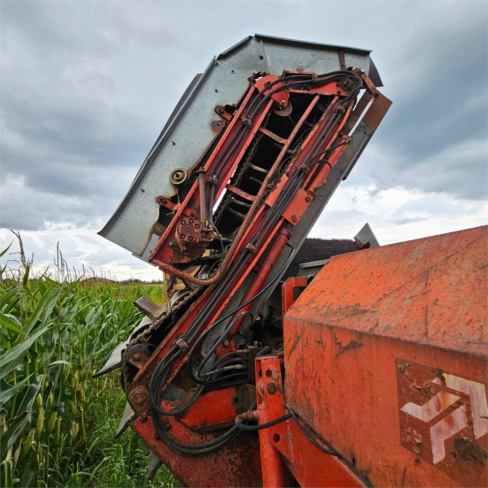 Kverneland UN 2200 - Máy thu hoạch khoai tây: hình 5 Kverneland UN 2200 - Máy thu hoạch khoai tây: hình 5