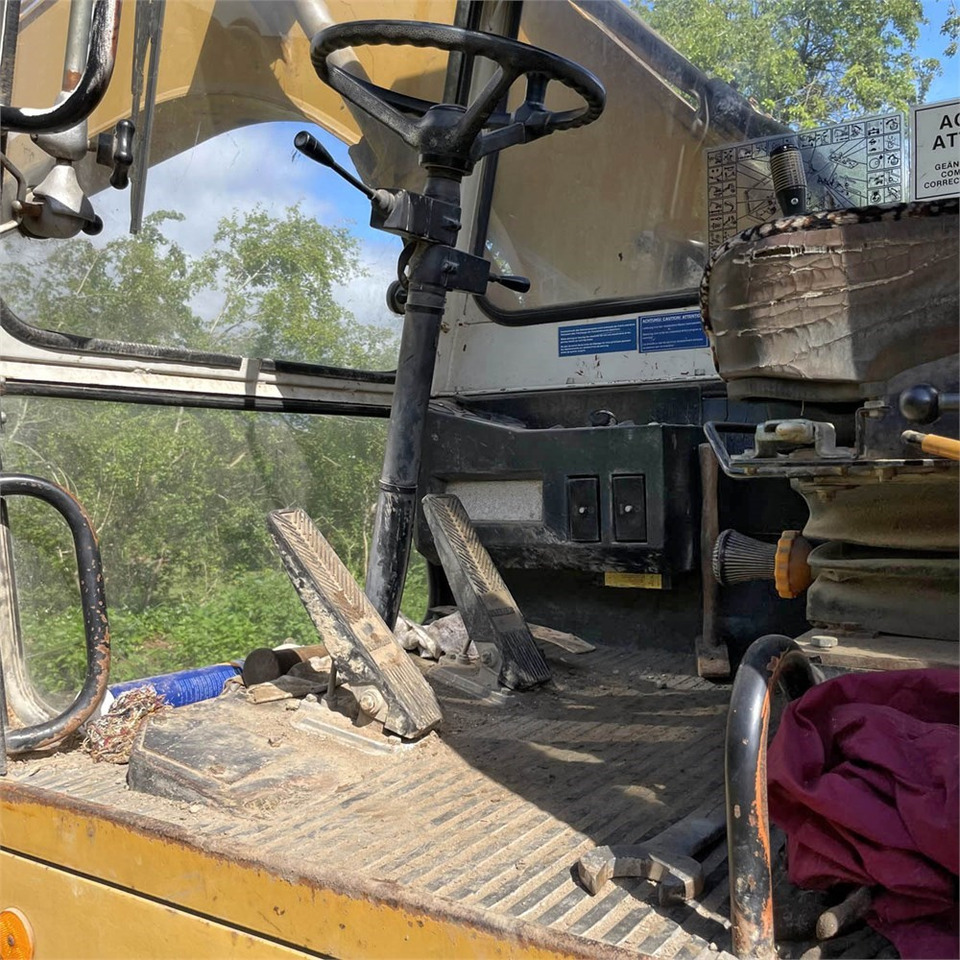 Cho thuê Liebherr A 902 Liebherr A 902: hình 14