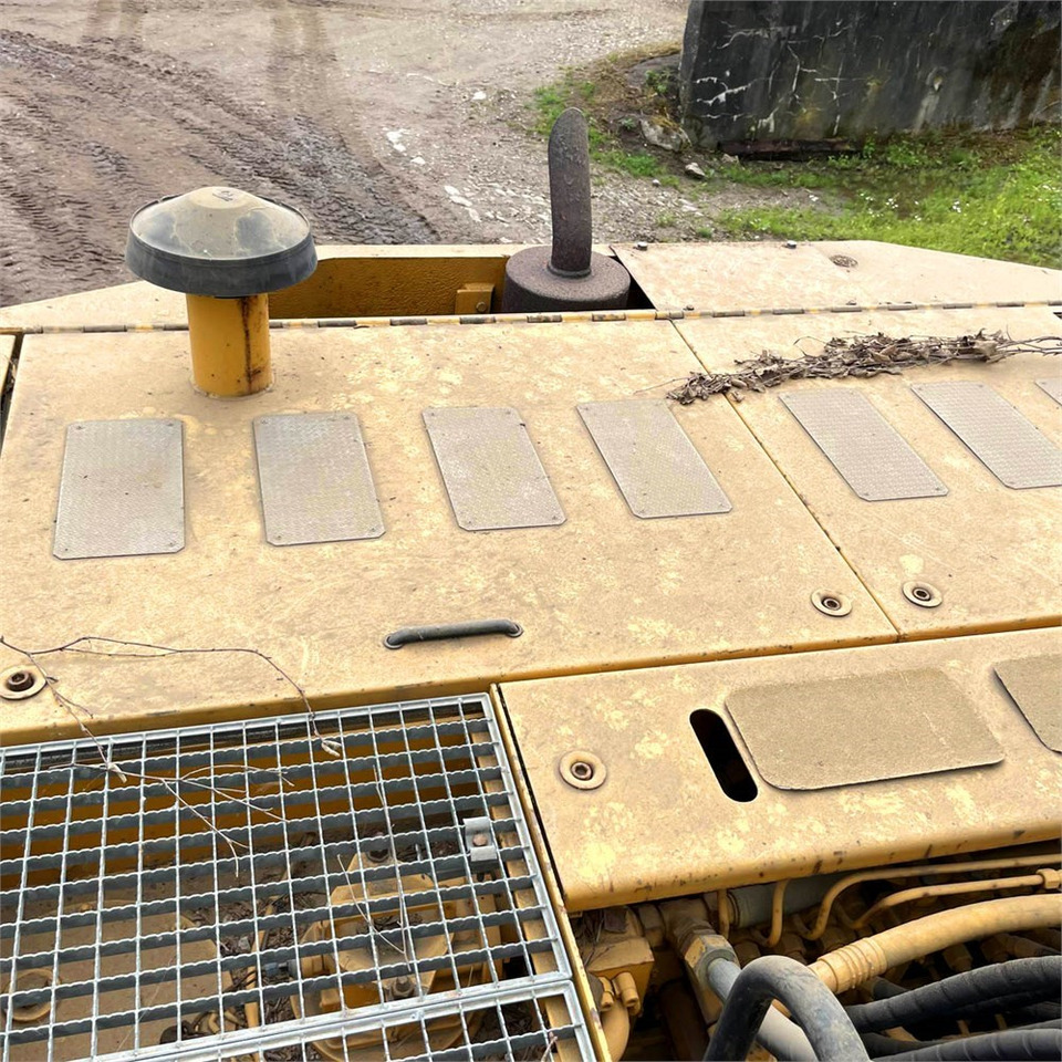 Cho thuê Liebherr A 902 Liebherr A 902: hình 27