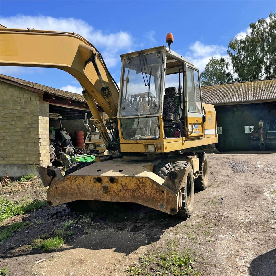 Cho thuê Liebherr A 902 Liebherr A 902: hình 9