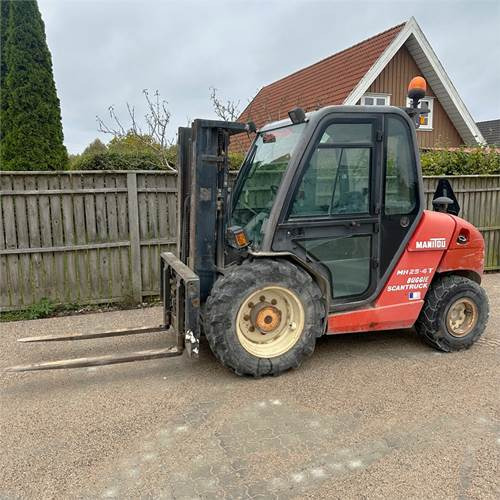 Manitou MH 25-4T - Xe nâng: hình 1 Manitou MH 25-4T - Xe nâng: hình 1