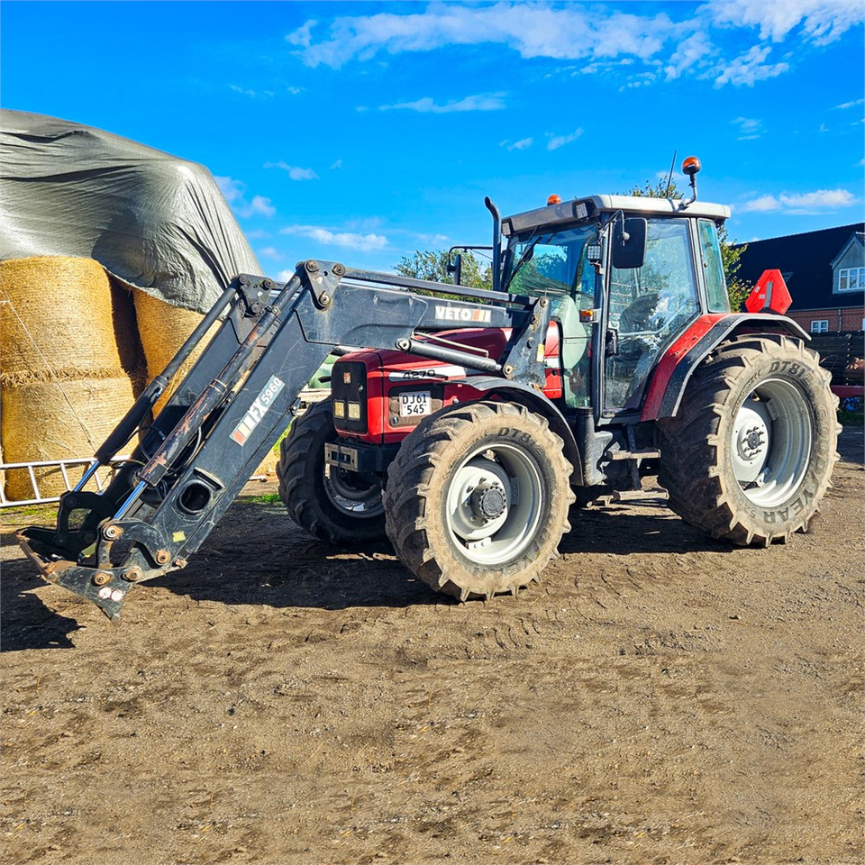 Massey Ferguson 4270 - Máy cày: hình 1 Massey Ferguson 4270 - Máy cày: hình 1