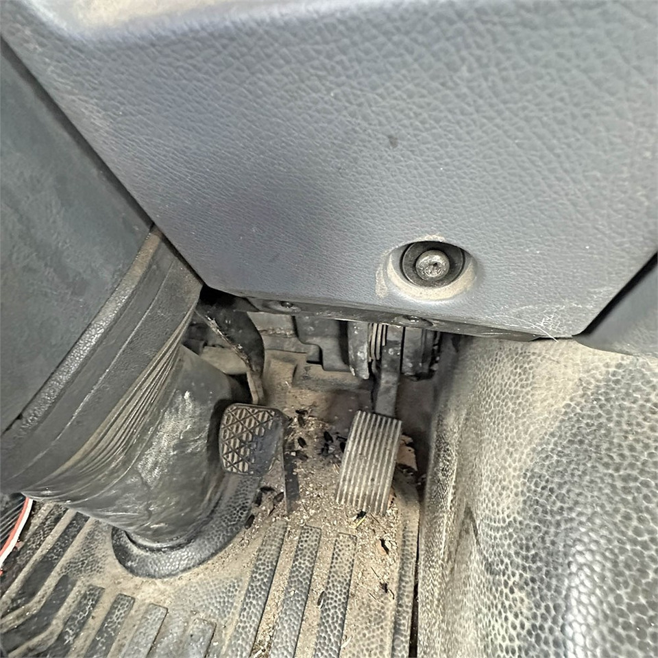 Xe tải thùng lửng/ Phẳng, Xe cẩu tự hành Mercedes Atego 1524 LL: hình 21