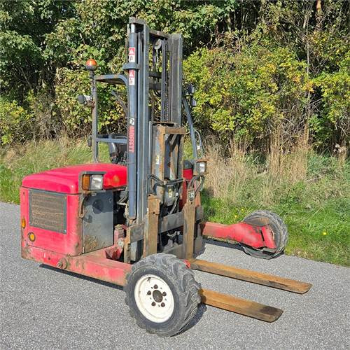 Moffett M4 25.3 - Xe nâng gắn tải: hình 1 Moffett M4 25.3 - Xe nâng gắn tải: hình 1