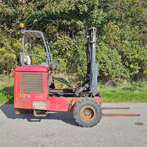 Moffett M5 25 - Xe nâng gắn tải: hình 5 Moffett M5 25 - Xe nâng gắn tải: hình 5