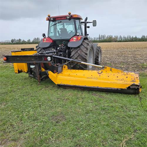 Muthing MU-Maxi/S - Trang thiết bị dàn trải: hình 2 Muthing MU-Maxi/S - Trang thiết bị dàn trải: hình 2