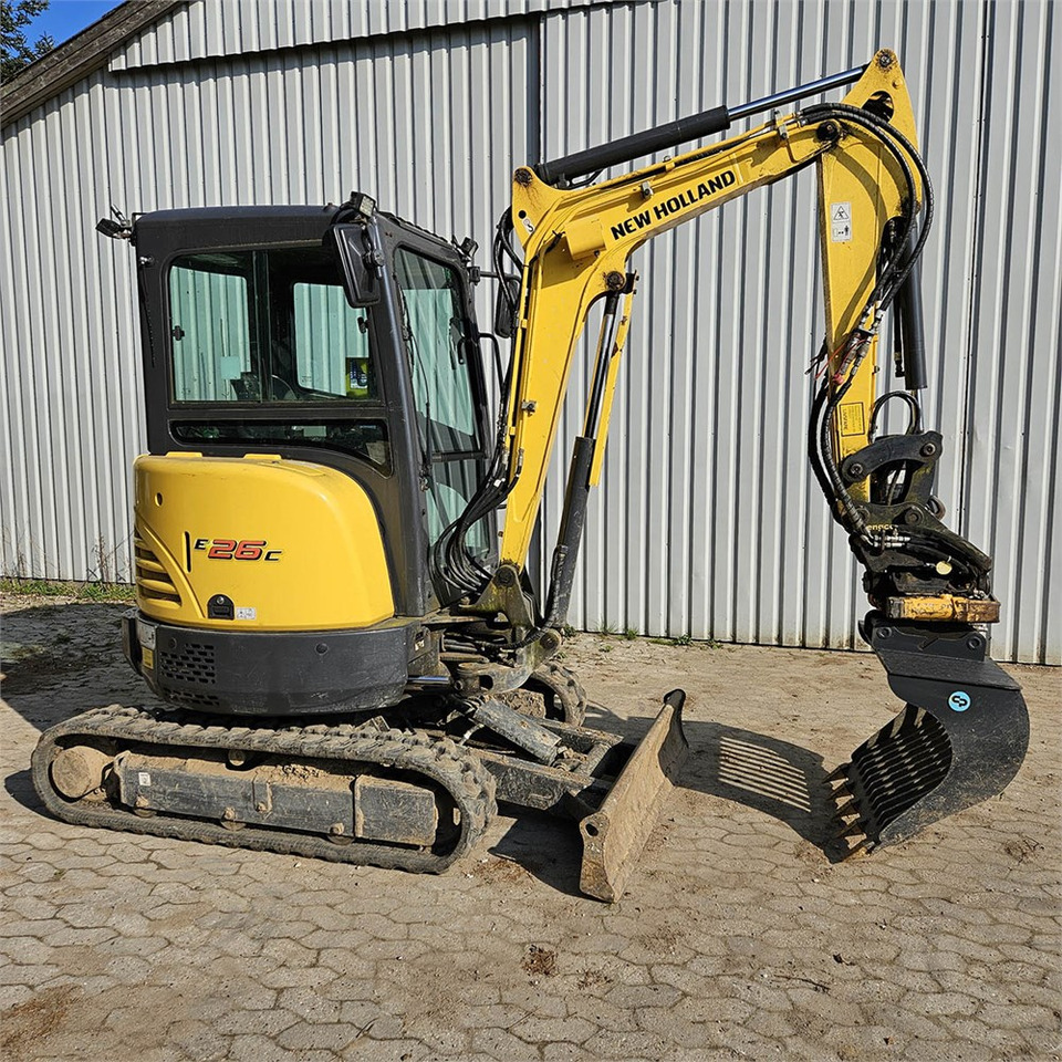 New Holland E26C - Máy xúc mini: hình 4 New Holland E26C - Máy xúc mini: hình 4