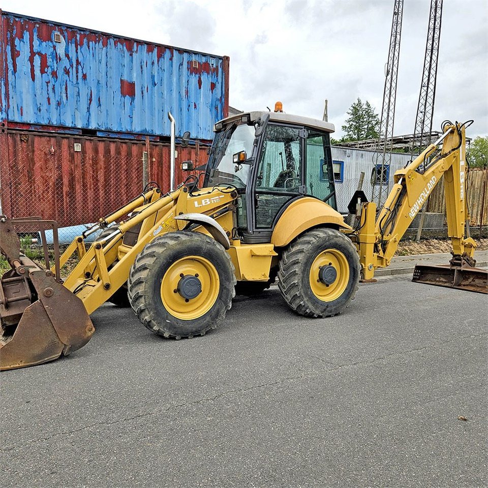 New Holland LB115 - Máy xúc trước múc sau: hình 2 New Holland LB115 - Máy xúc trước múc sau: hình 2