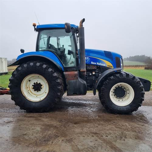 New Holland T8050 Class 5 - Máy cày: hình 2 New Holland T8050 Class 5 - Máy cày: hình 2
