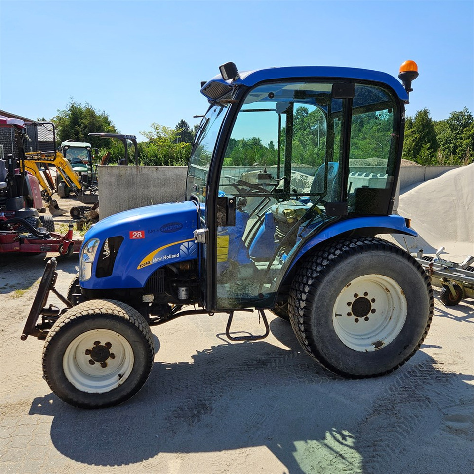 New Holland TC35DA - Máy cày đa dụng: hình 5 New Holland TC35DA - Máy cày đa dụng: hình 5