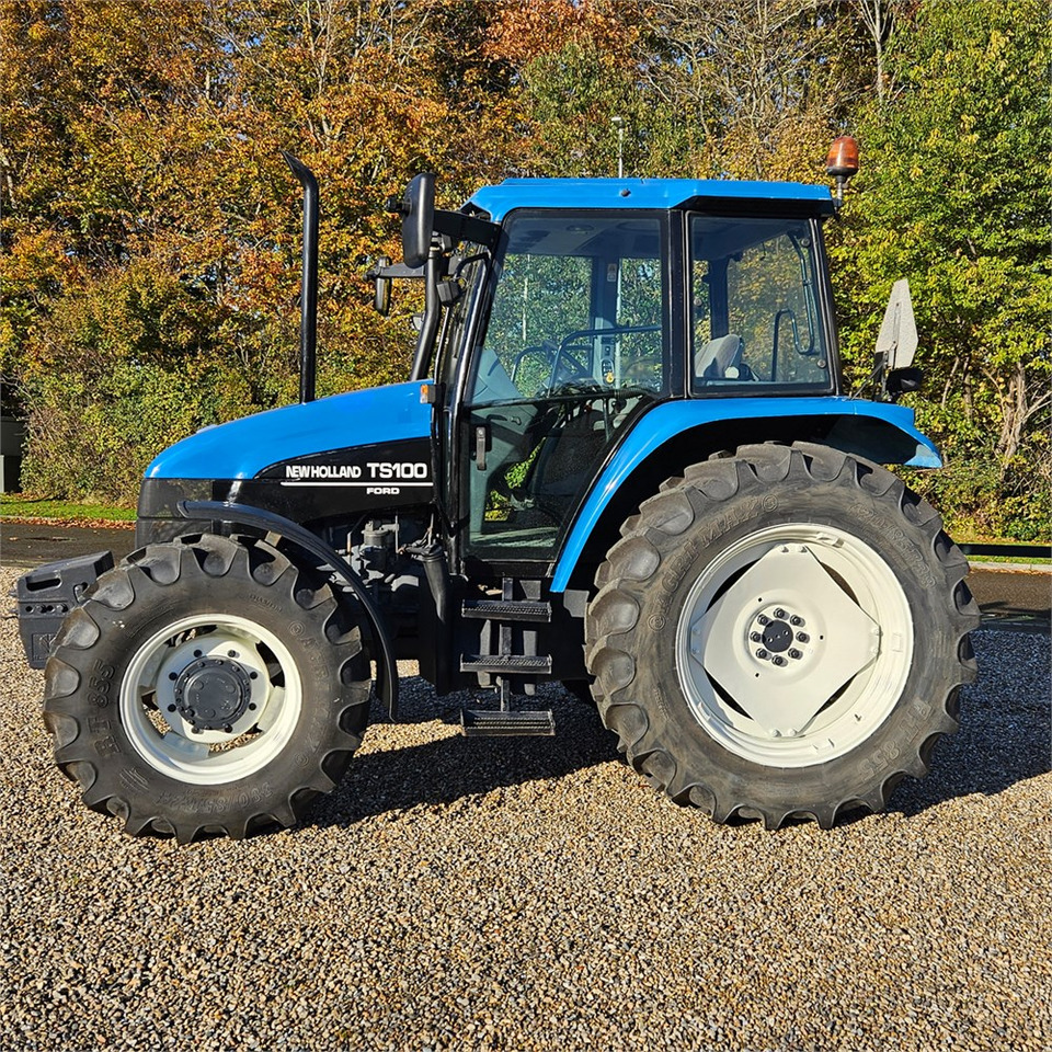 New Holland TS 100 - Máy cày: hình 3 New Holland TS 100 - Máy cày: hình 3