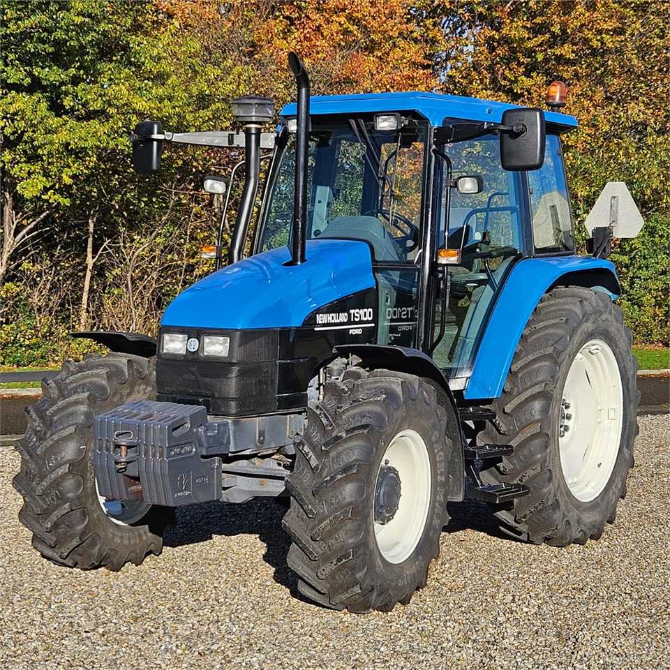 New Holland TS 100 - Máy cày: hình 2 New Holland TS 100 - Máy cày: hình 2