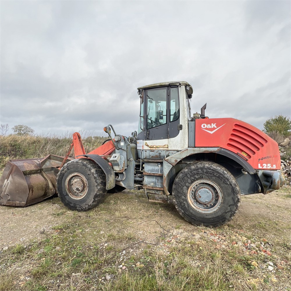 O&K L25.5 - Máy xúc lật bánh lốp: hình 3 O&K L25.5 - Máy xúc lật bánh lốp: hình 3