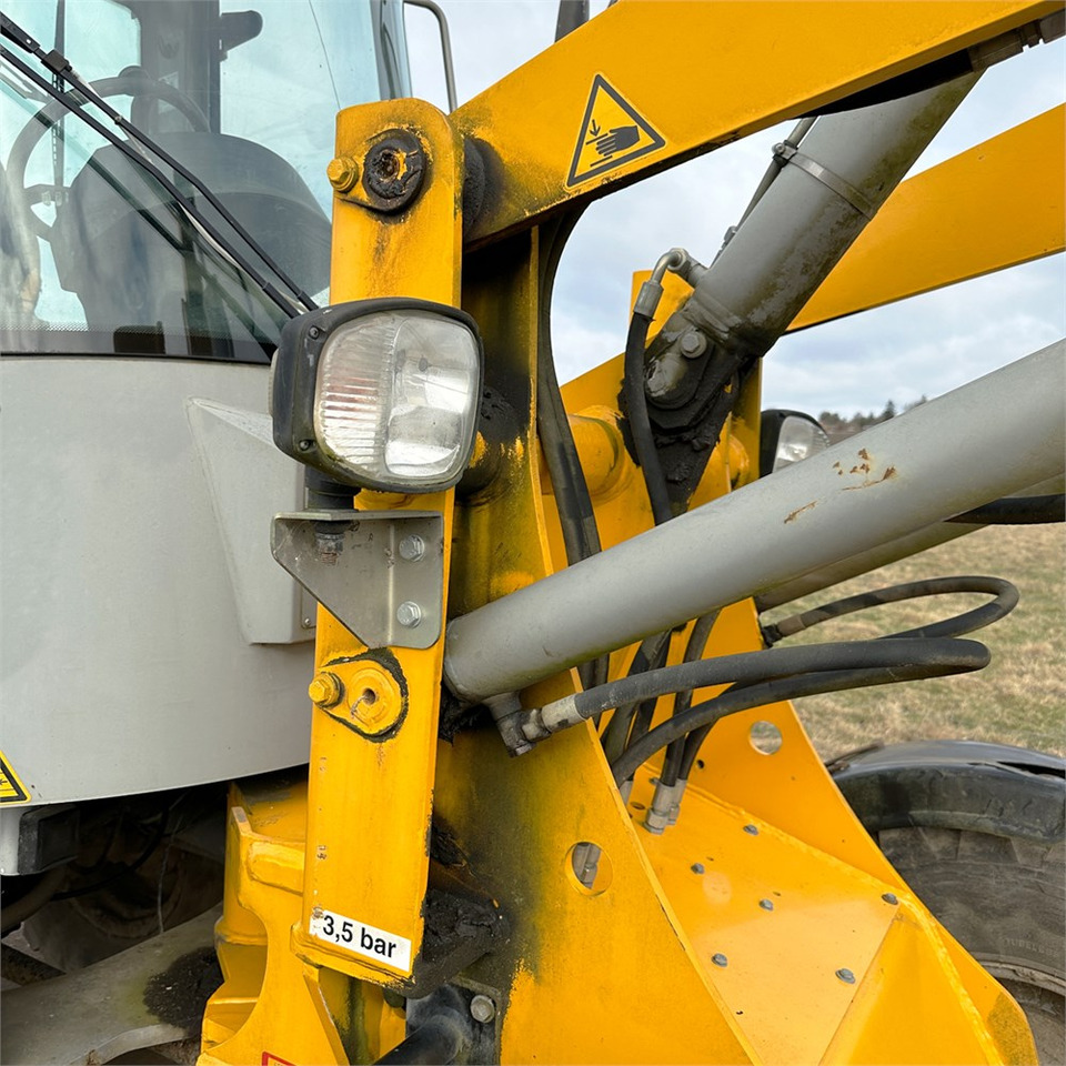Máy xúc lật bánh lốp Paus Lader RL655: hình 20