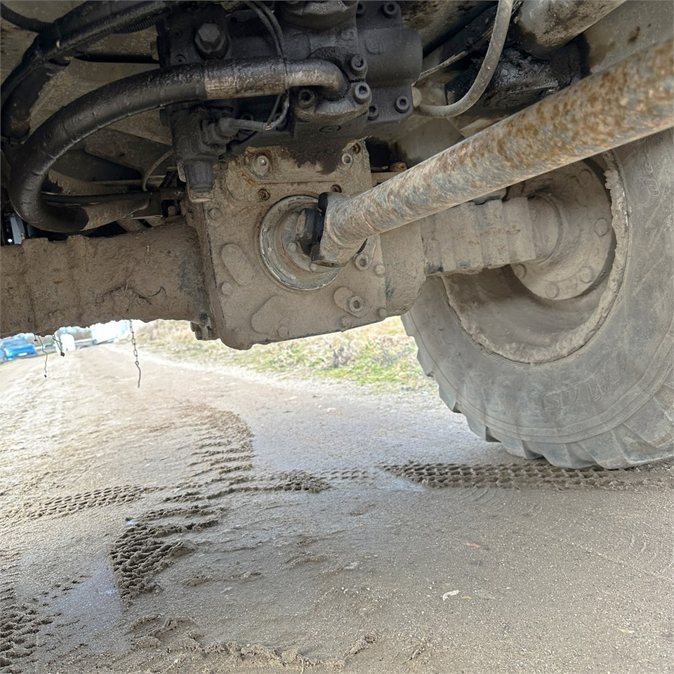 Máy xúc lật bánh lốp Paus Lader RL655: hình 36