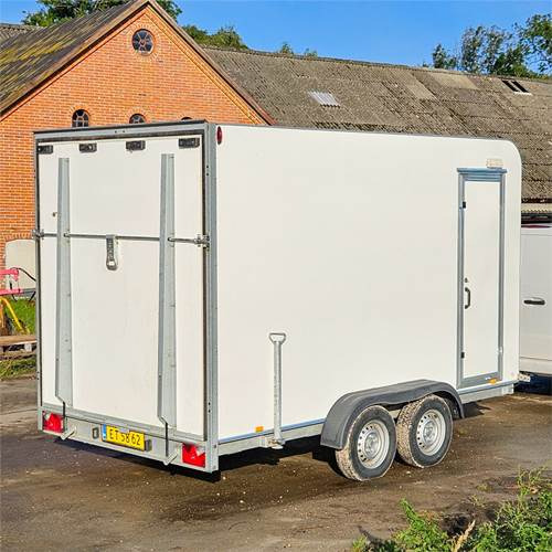 Selandia M06 - Rơ moóc xe hơi: hình 1 Selandia M06 - Rơ moóc xe hơi: hình 1