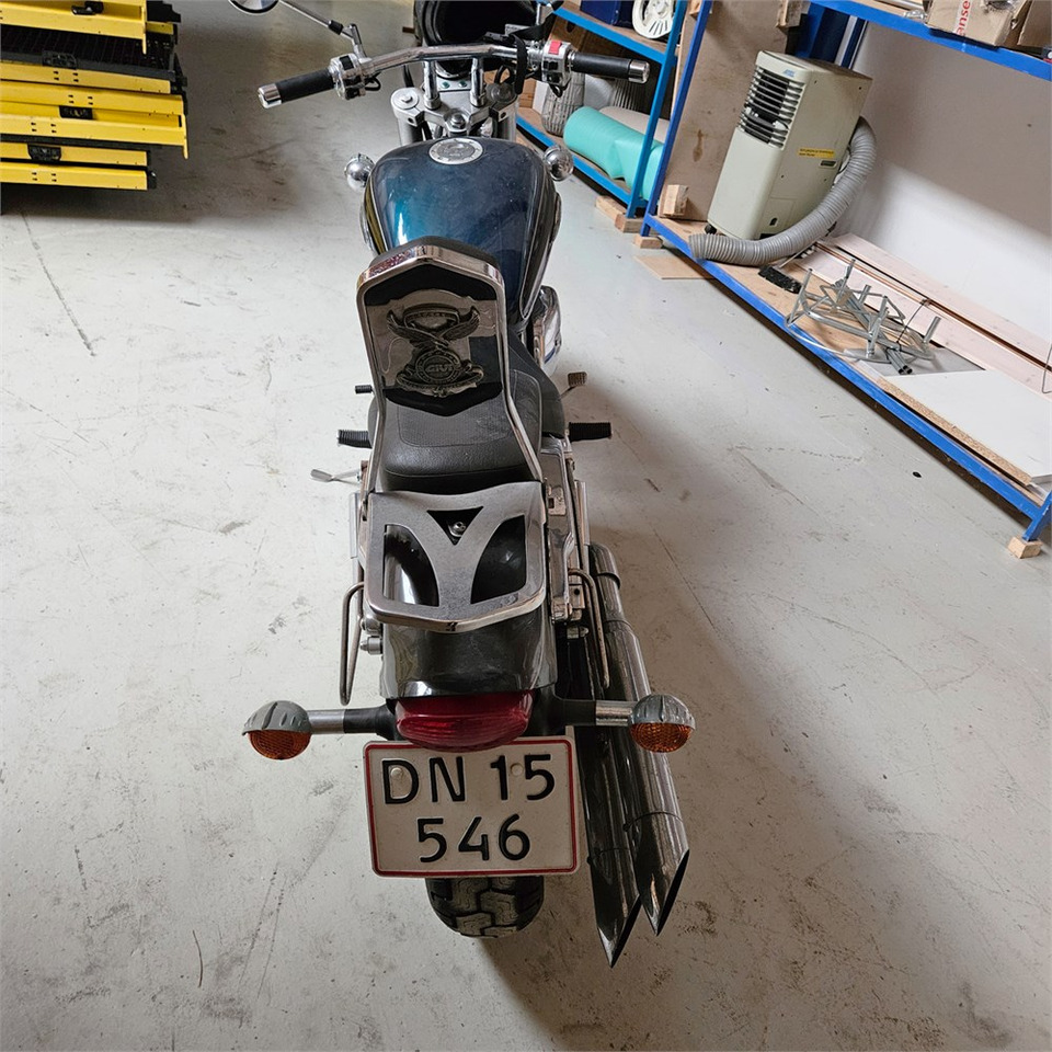 Suzuki Marauder VZ 800 - Xe máy: hình 4 Suzuki Marauder VZ 800 - Xe máy: hình 4