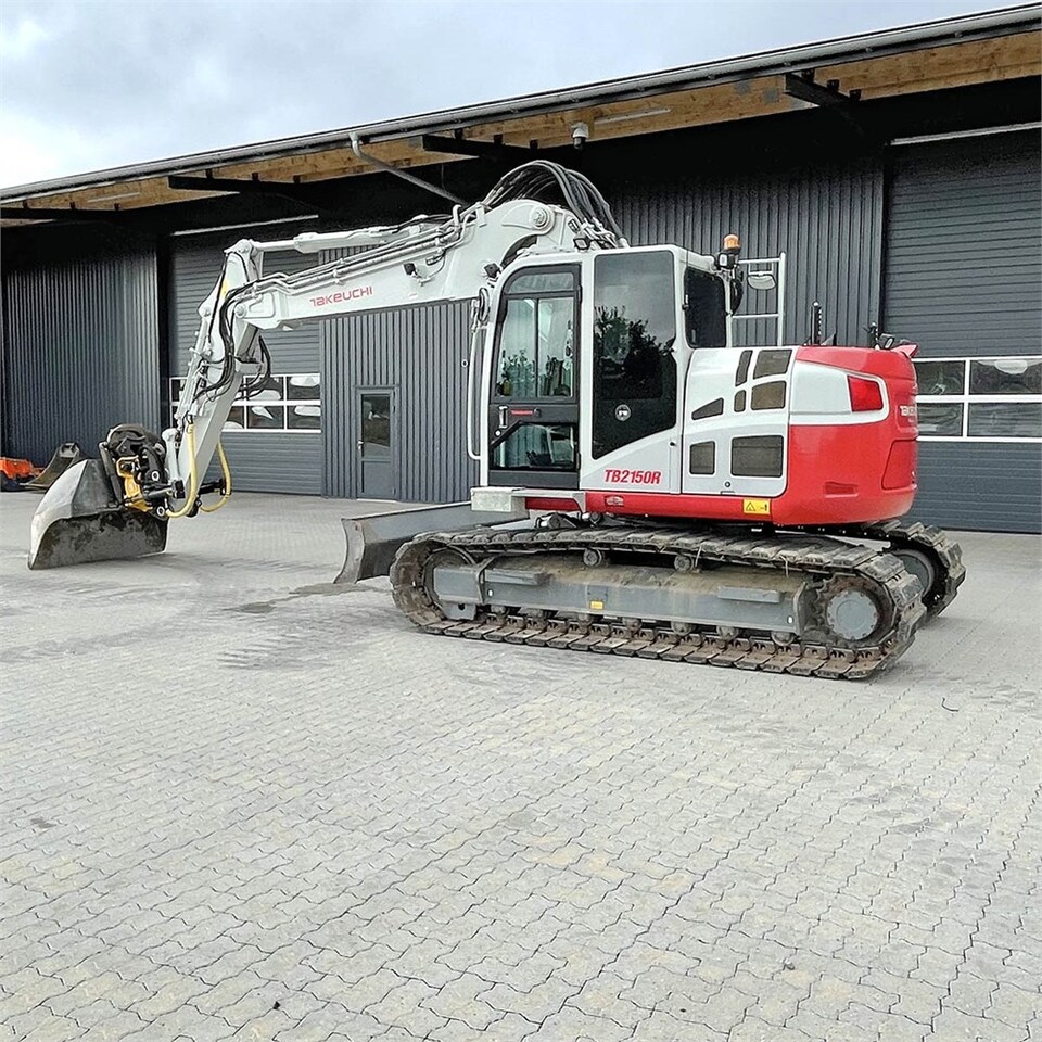 Takeuchi TB 2150 R - Máy xúc bánh xích: hình 3 Takeuchi TB 2150 R - Máy xúc bánh xích: hình 3