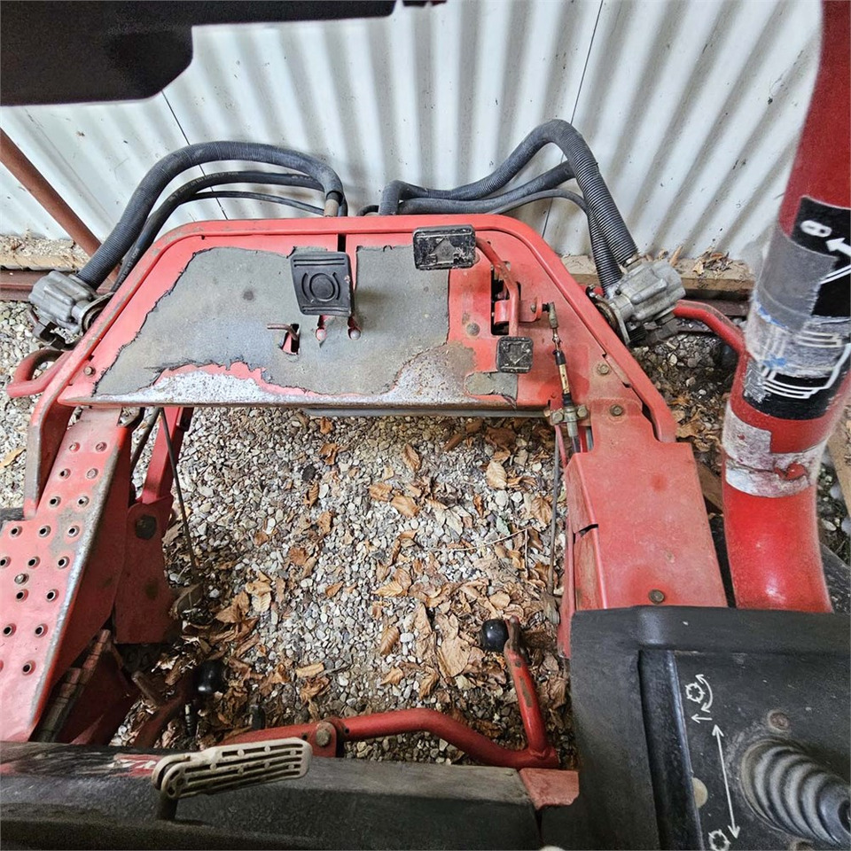 Máy cắt cỏ vườn Toro Greensmaster 3200-D: hình 9