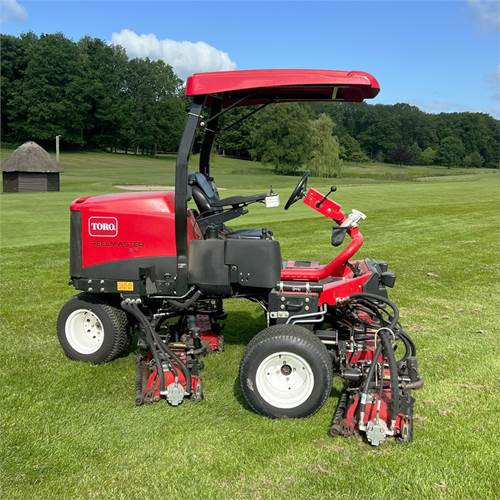 Toro Reelmaster 3575 D - Máy cắt cỏ vườn: hình 4 Toro Reelmaster 3575 D - Máy cắt cỏ vườn: hình 4