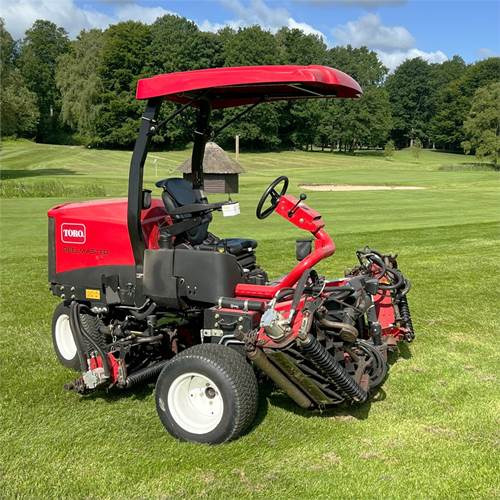 Toro Reelmaster 3575 D - Máy cắt cỏ vườn: hình 2 Toro Reelmaster 3575 D - Máy cắt cỏ vườn: hình 2