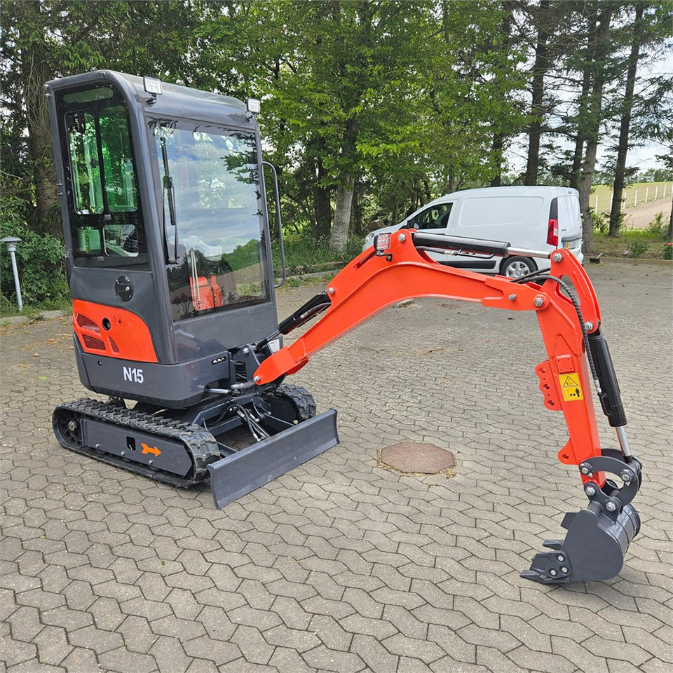 Máy xúc mini Tyson N-15: hình 1
